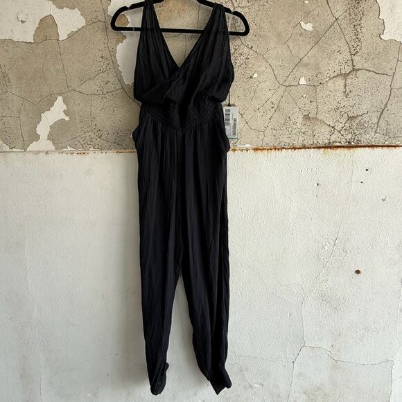 PrAna Fernie Jumpsuit Black Crinkle V-Neck Travel Lounge Romper XS Sustainable - Picture 1 of 5